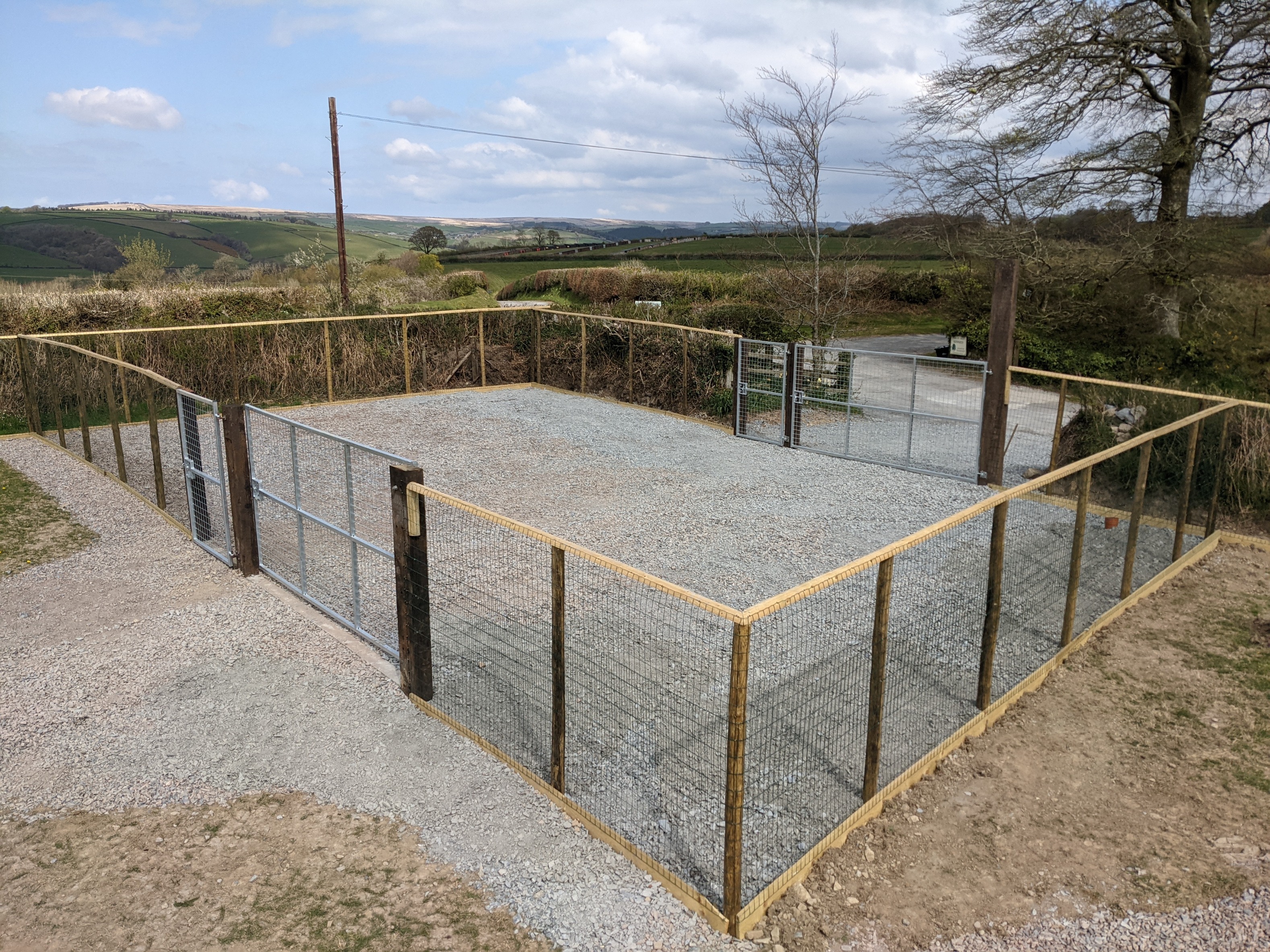 Paddock Hover Secure Exercise Paddock
